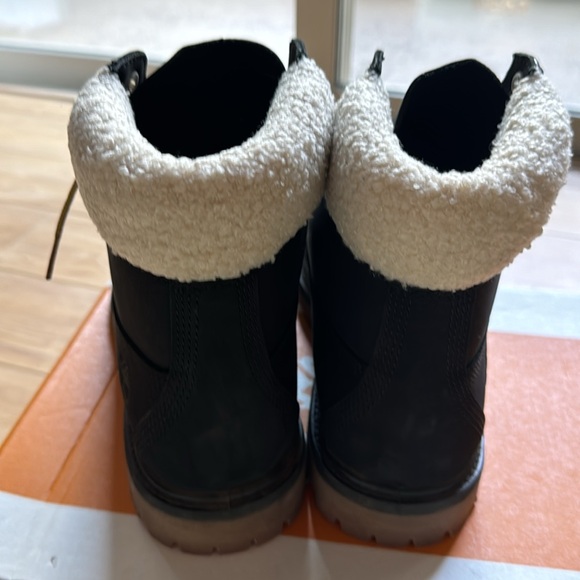 Timberland Premoum 6 Inch Waterproof Boot - Picture 4 of 8